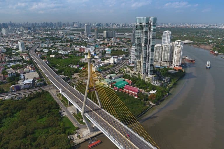 Exploring Riverside Condominiums in Bangkok