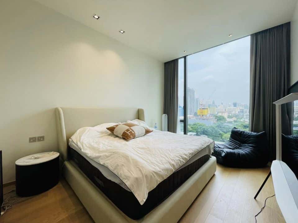 28 Chidlom, Bangkok 2