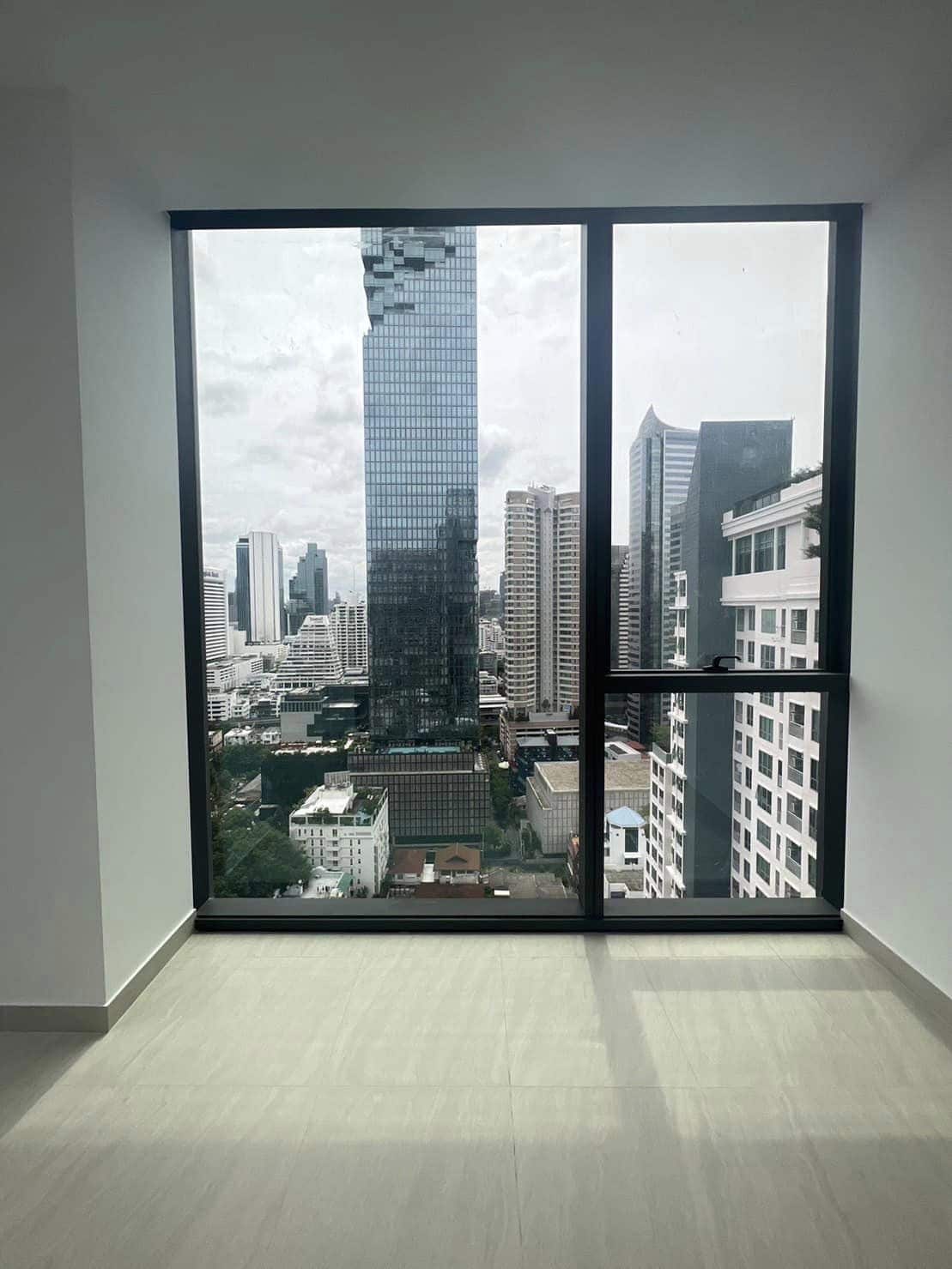 Tait Sathorn 12, Bangkok 1