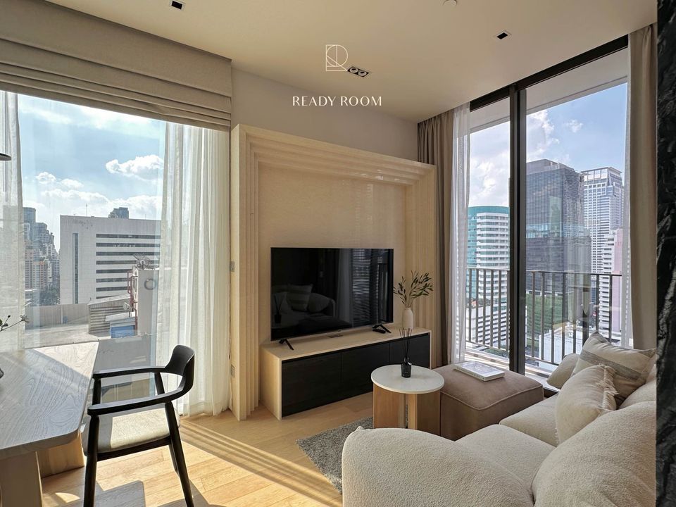 28 Chidlom, Bangkok 4