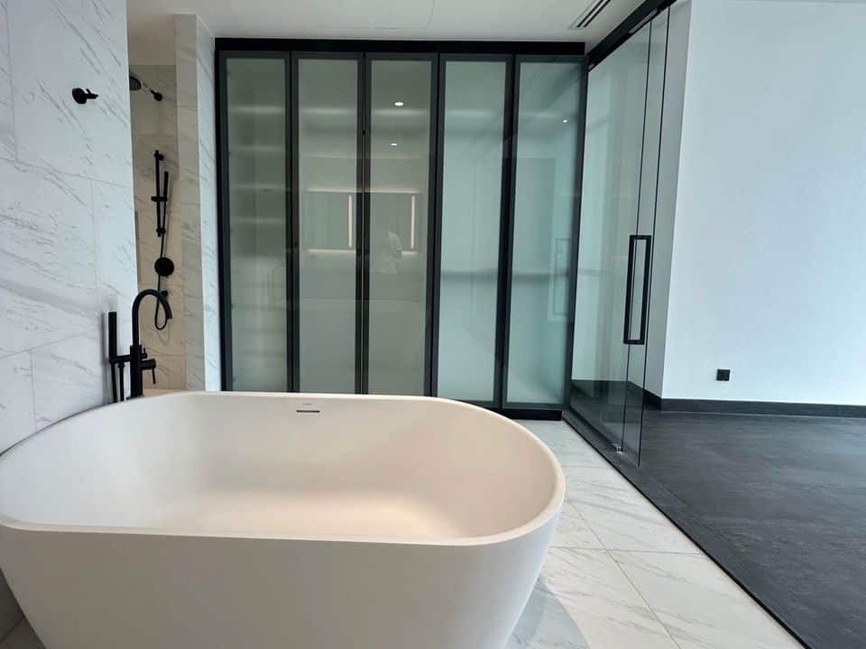 Tait Sathorn 12, Bangkok 5
