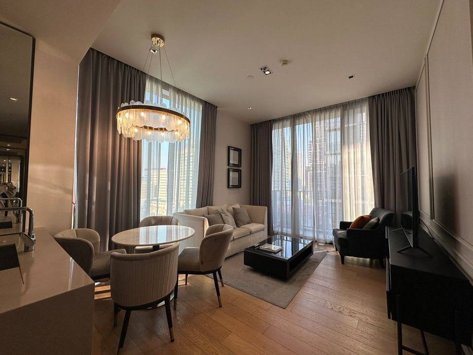 28 Chidlom, Bangkok 1