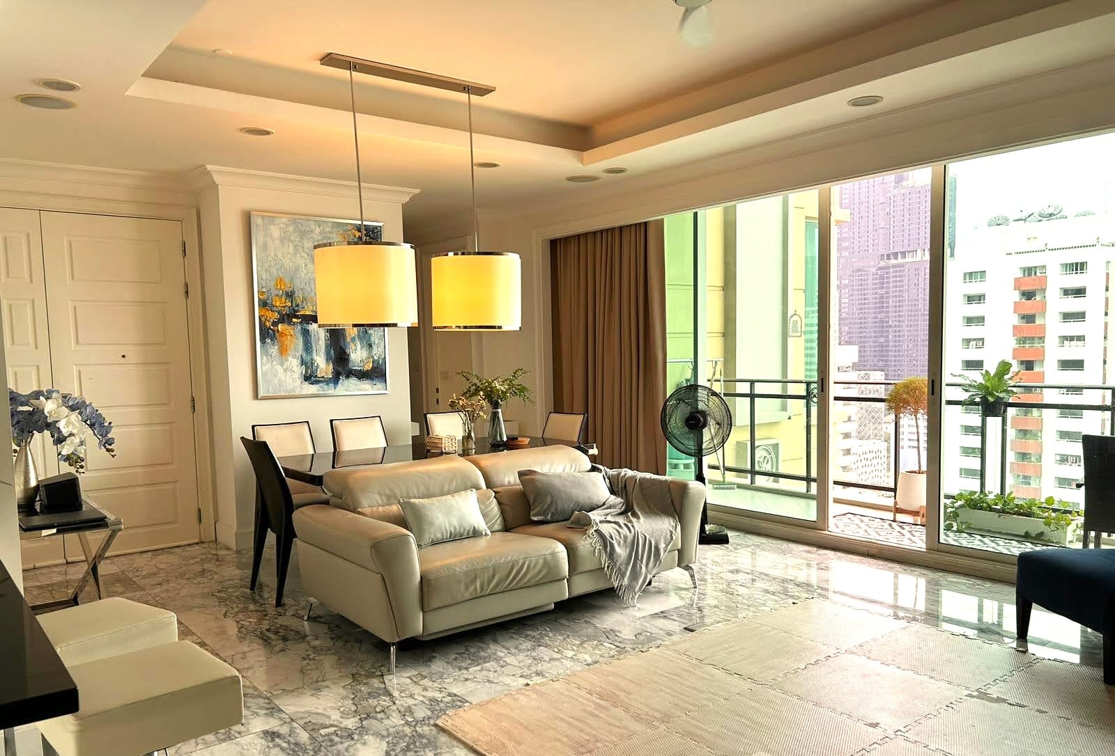 Royce Private Residences, Bangkok 1