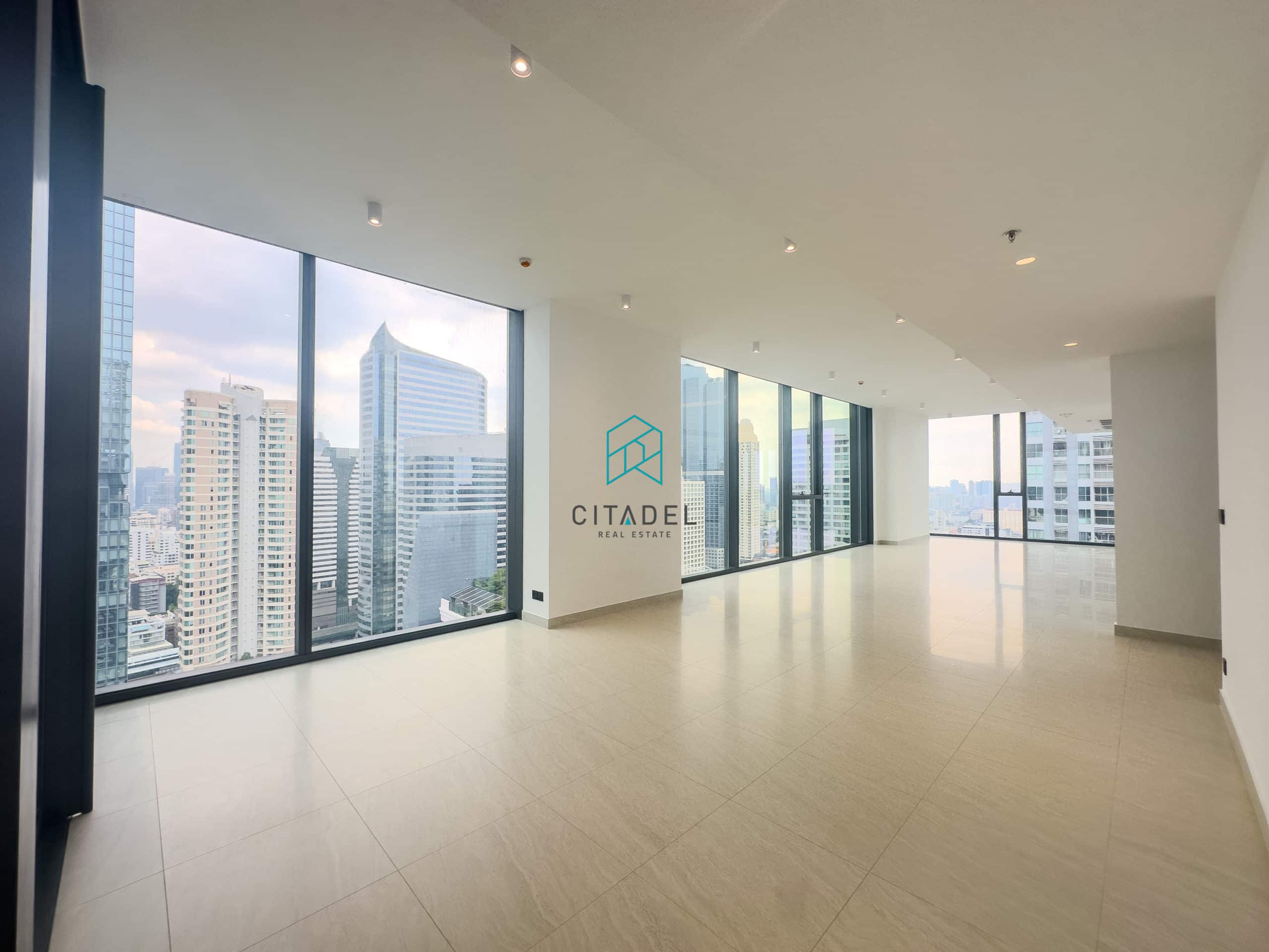 Tait Sathorn 12, Bangkok 1