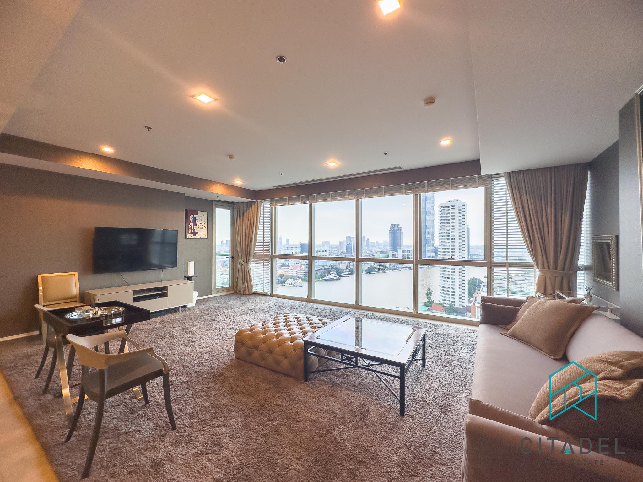 The River Condominium, Bangkok 1