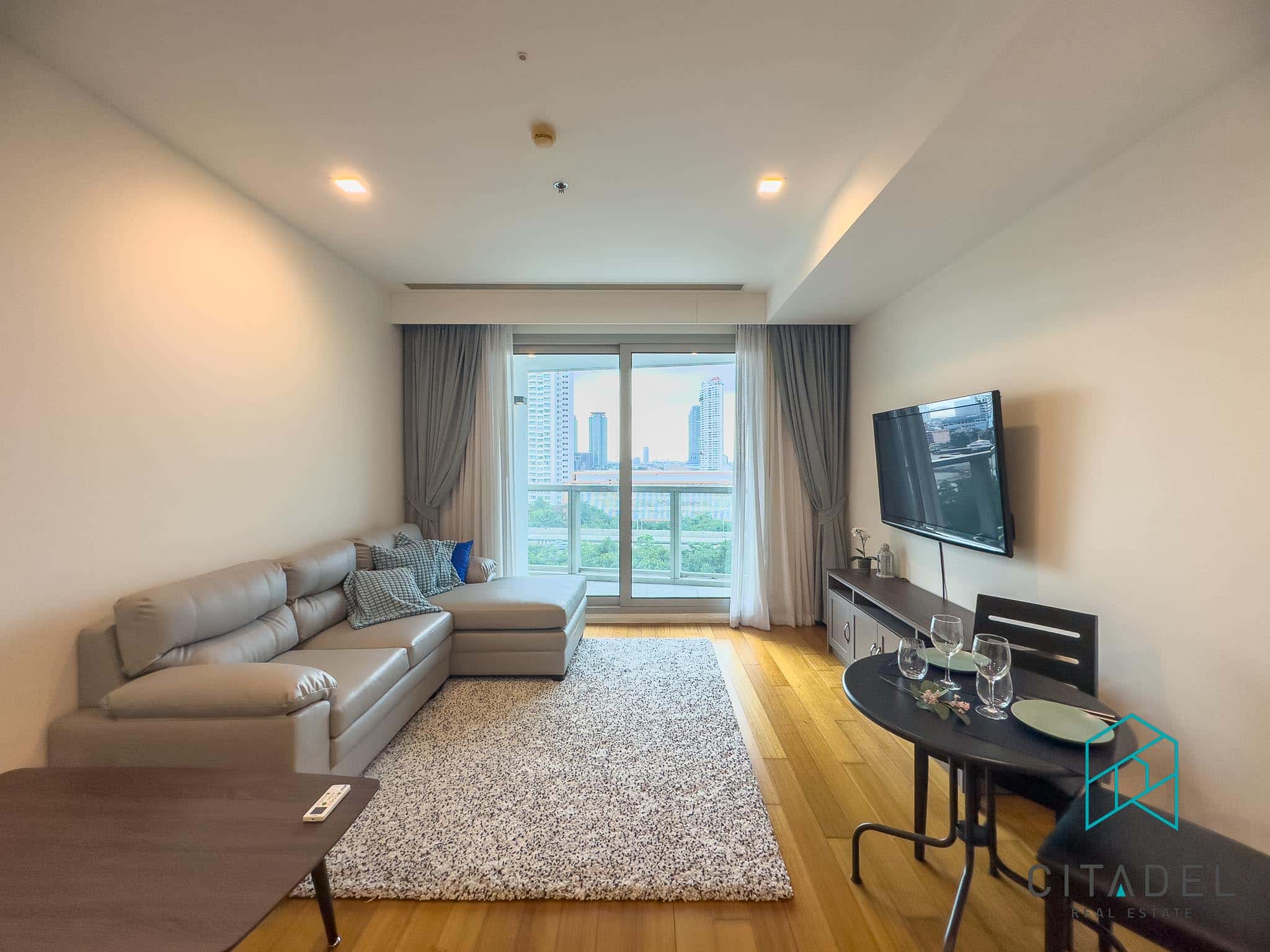 The River Condominium, Bangkok 2