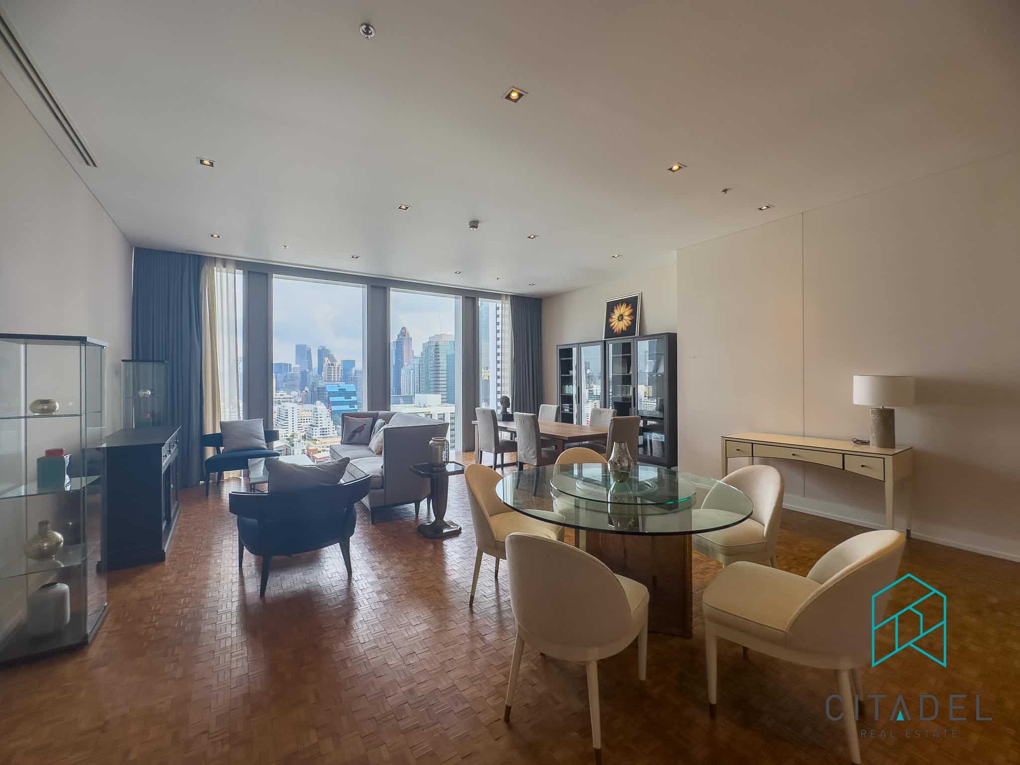 The Ritz Carlton Residences, Bangkok 1