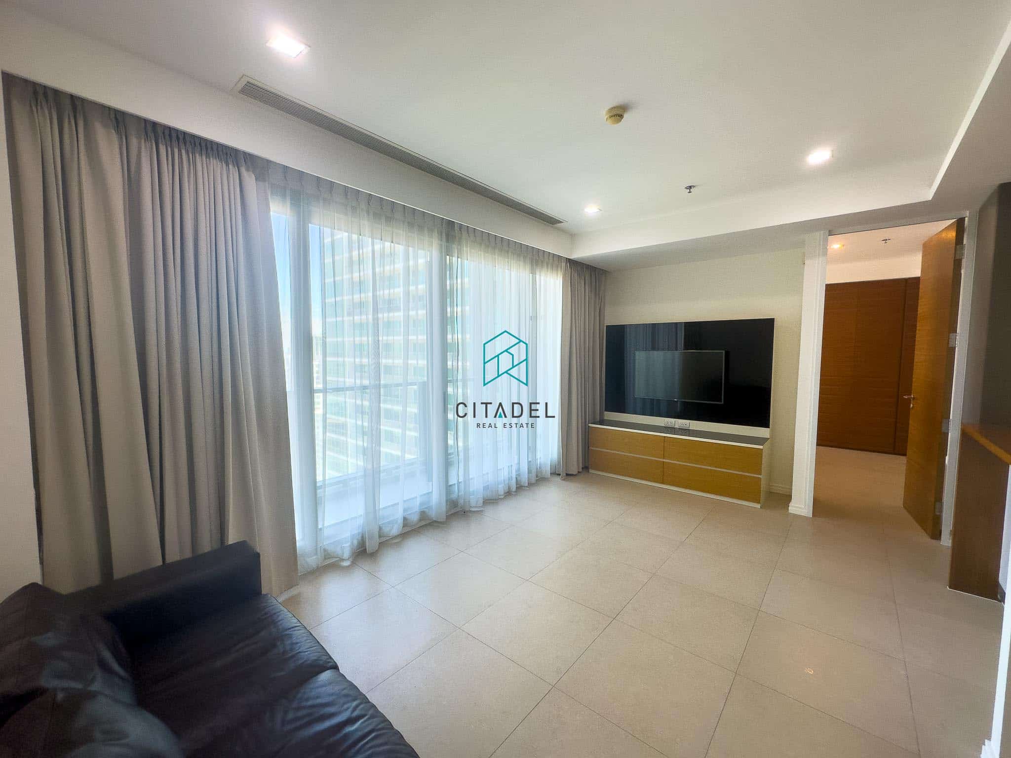 The River Condominium, Bangkok 1