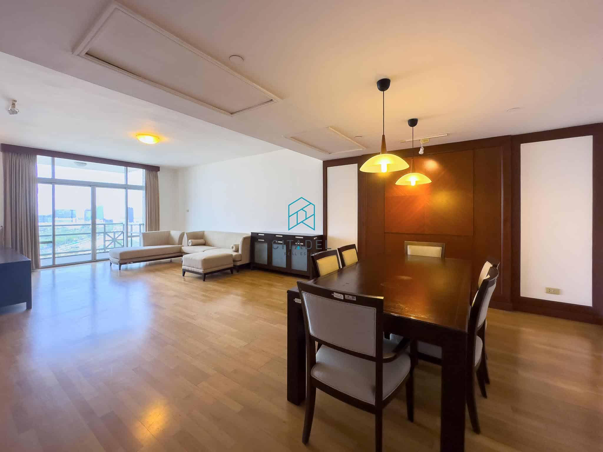 All Seasons Mansion, Bangkok 1