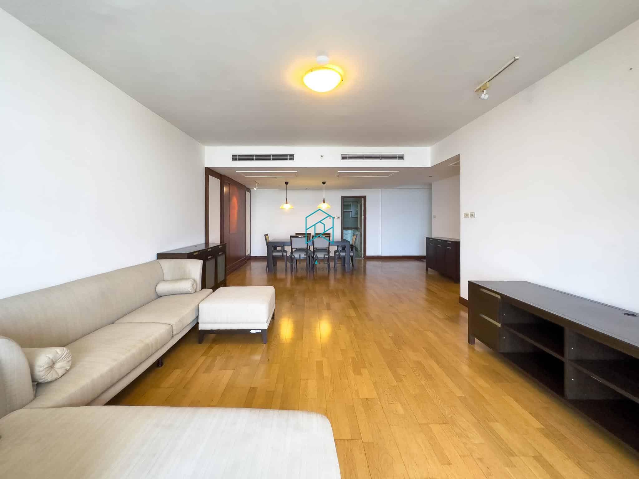 All Seasons Mansion, Bangkok 3