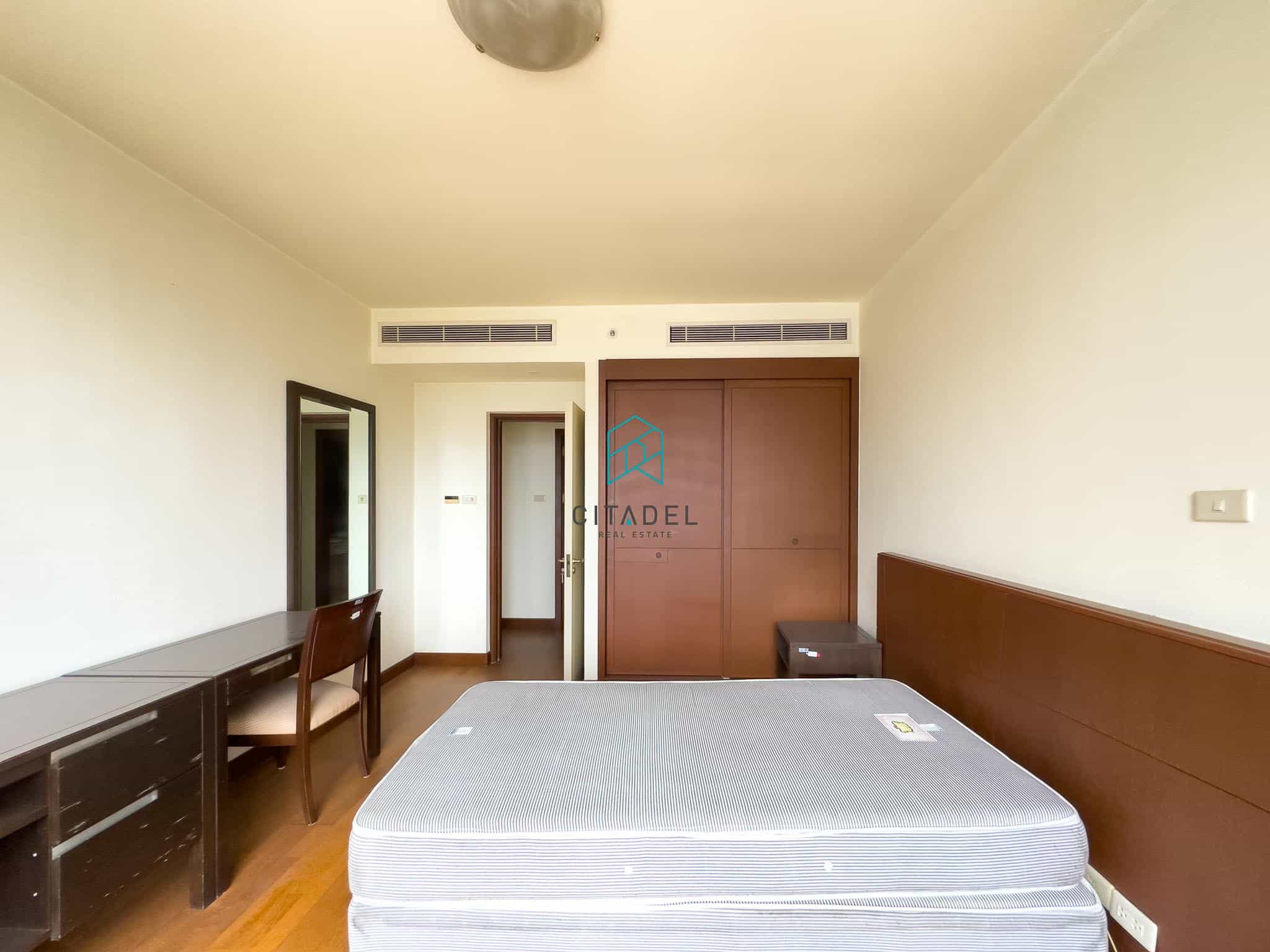 All Seasons Mansion, Bangkok 4