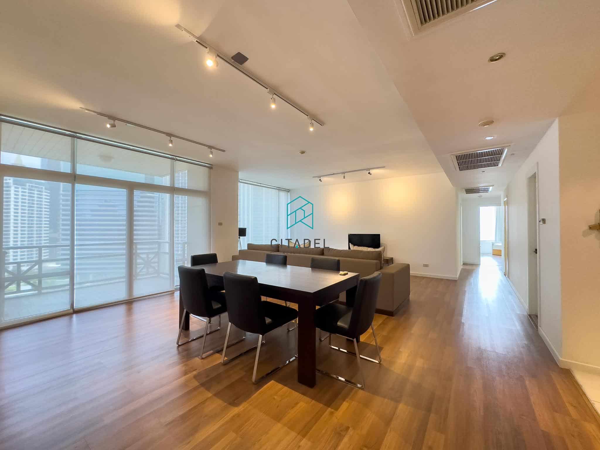 All Seasons Mansion, Bangkok 1