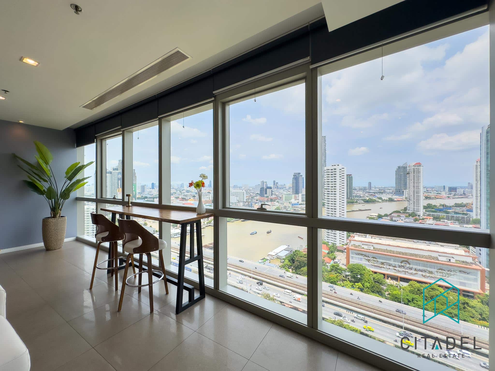 The River Condominium, Bangkok 4