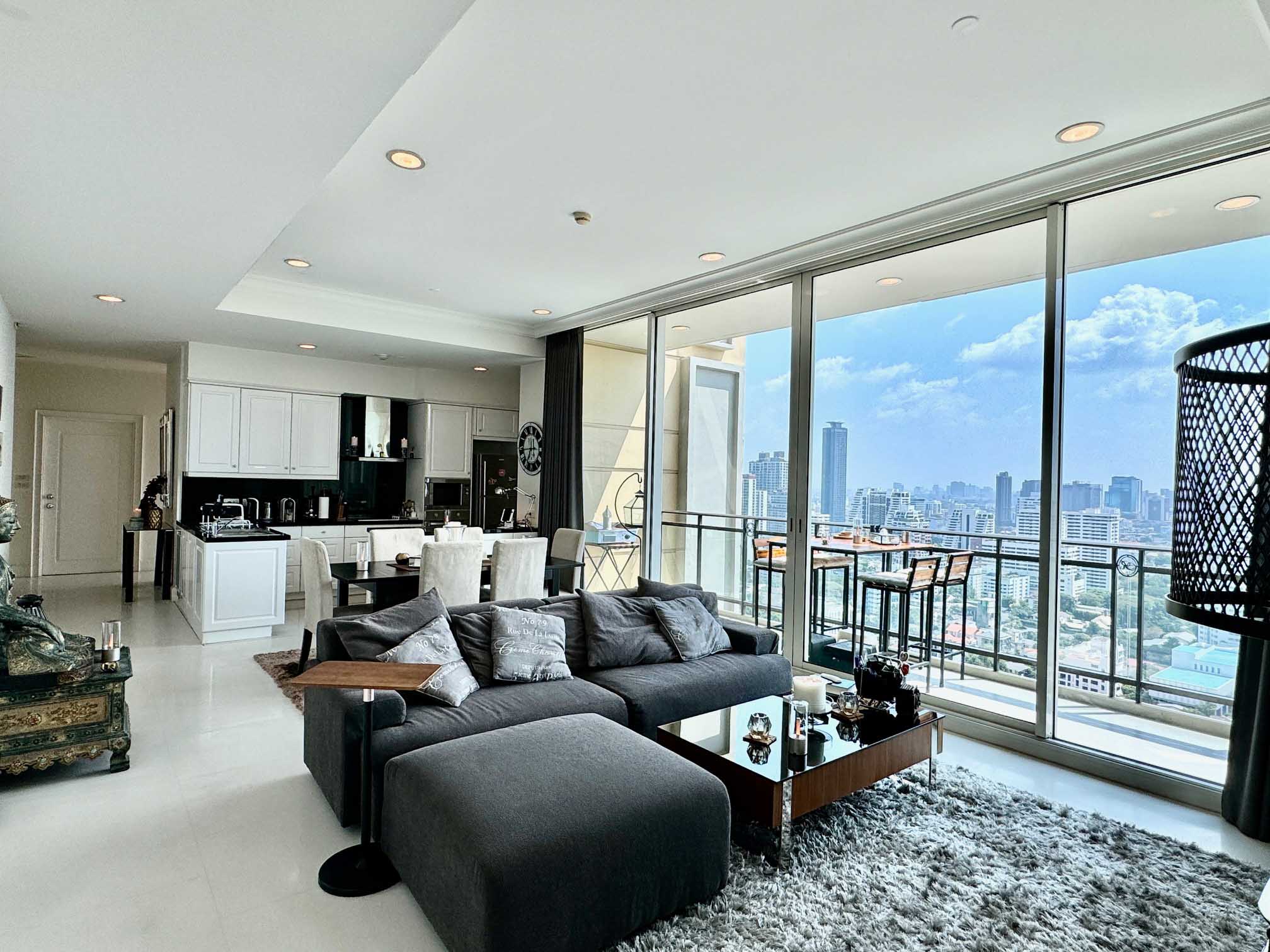 Royce Private Residences, Bangkok 1