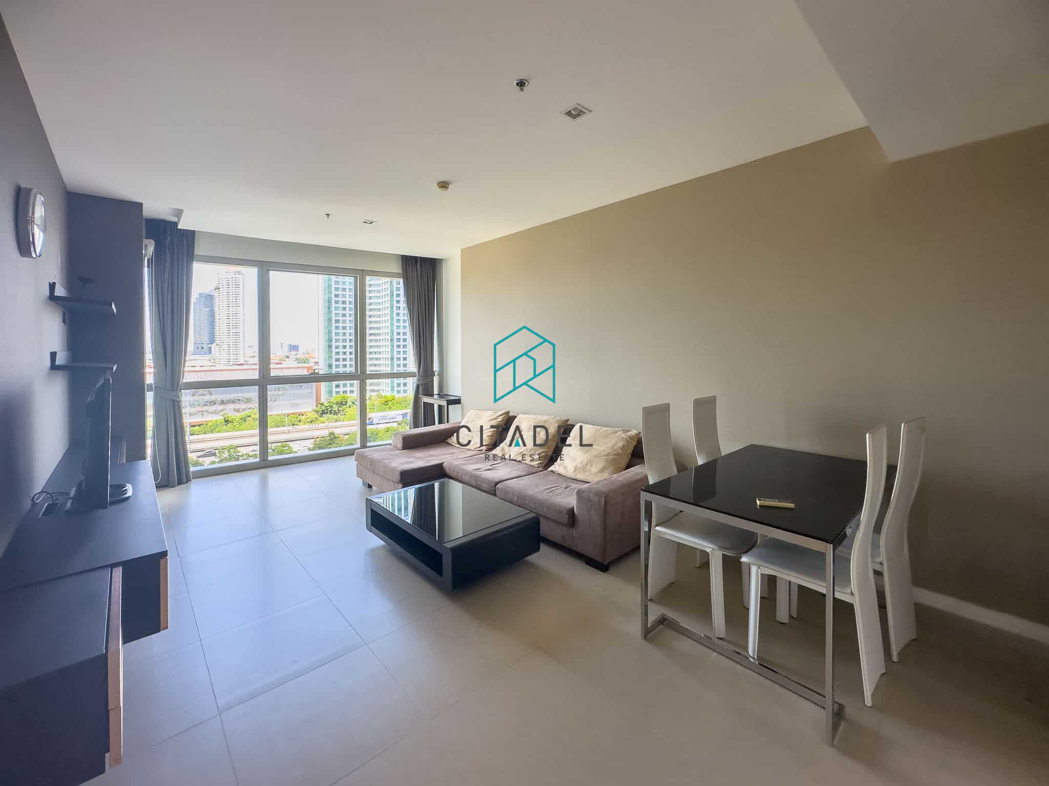 The River Condominium, Bangkok 1