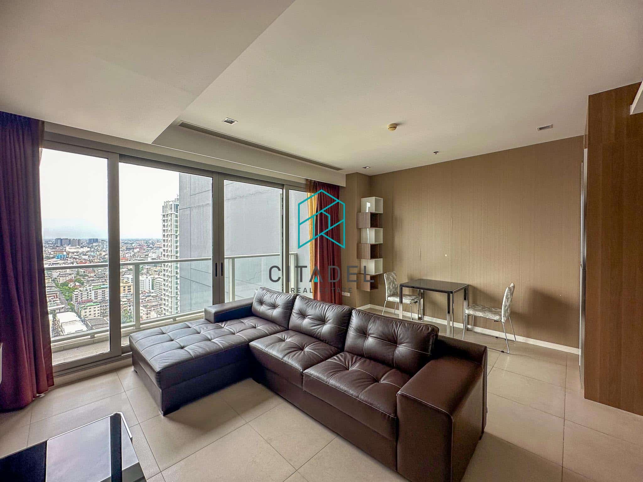 The River Condominium, Bangkok 1