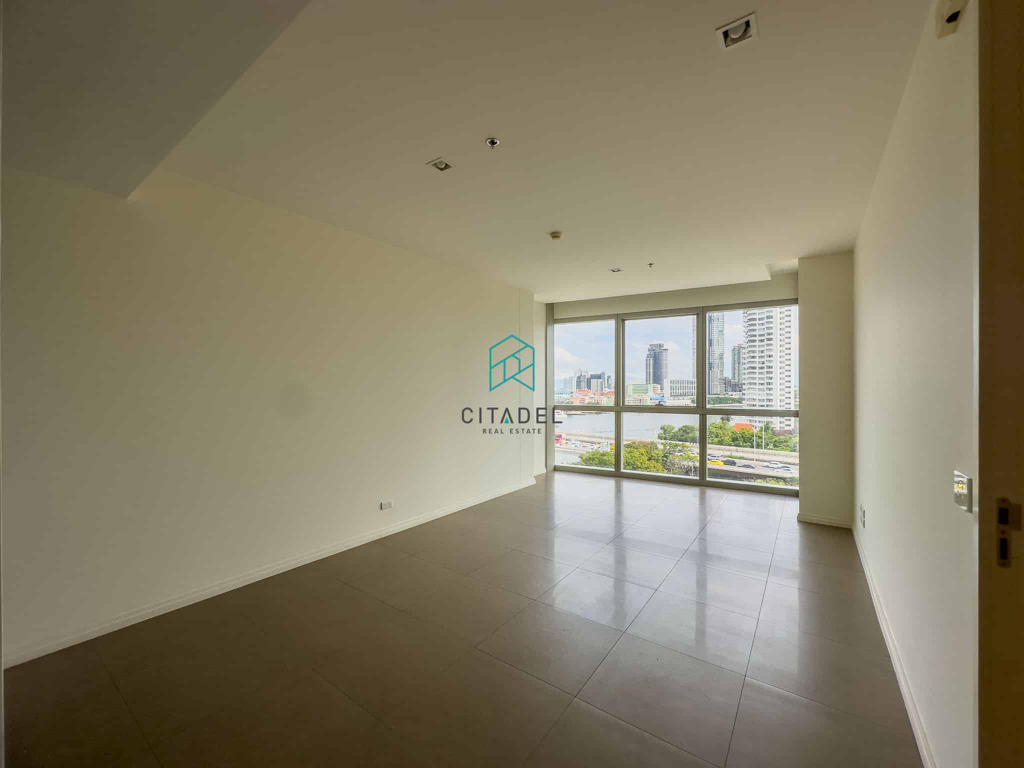 The River Condominium, Bangkok 2