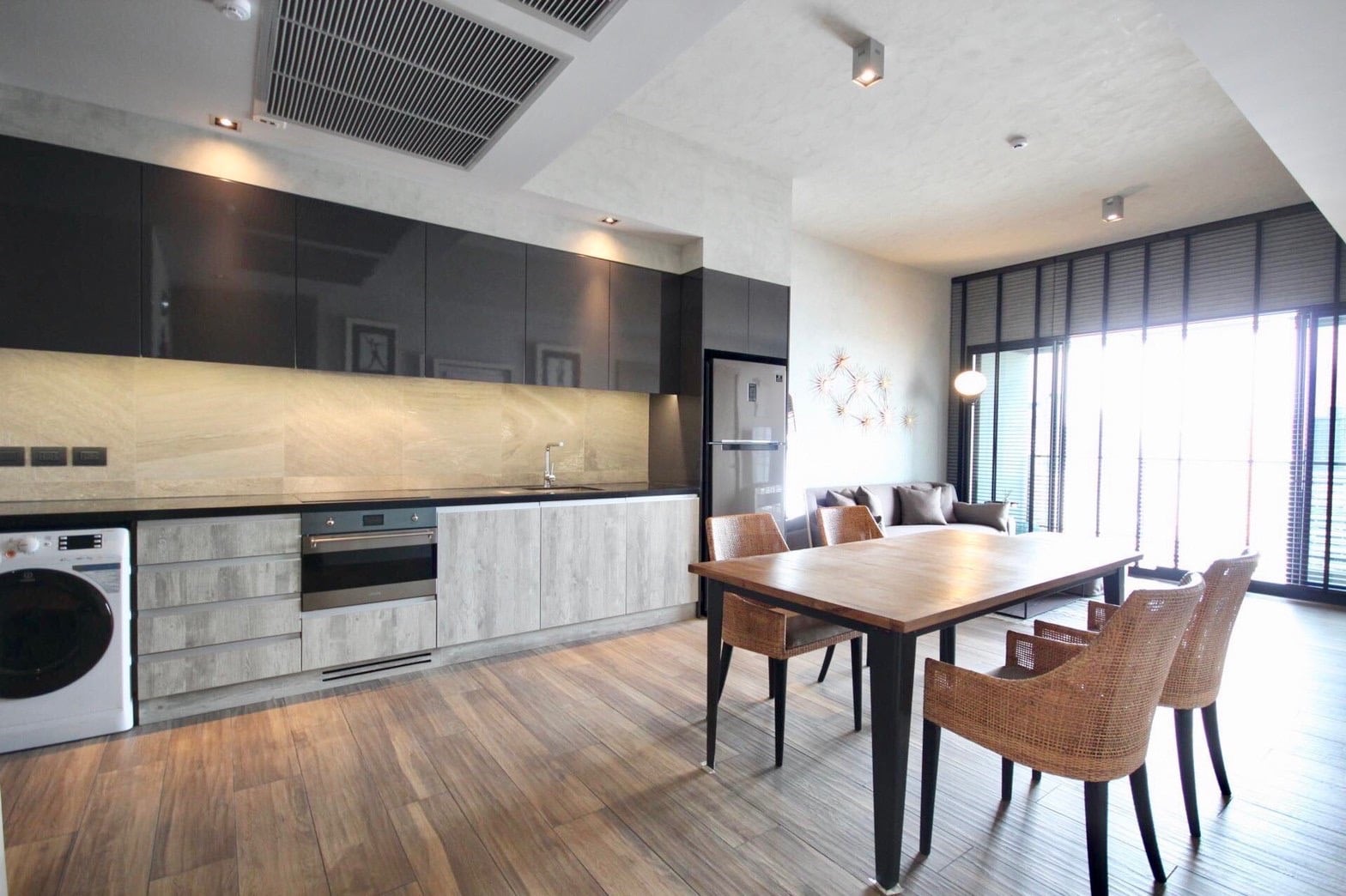 The Lofts Asoke, Bangkok 2