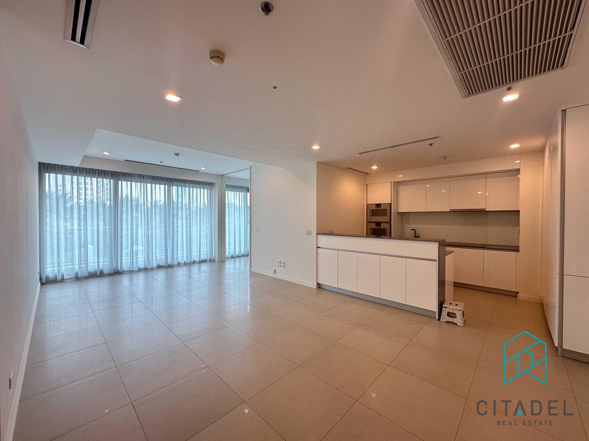 The River Condominium, Bangkok 1