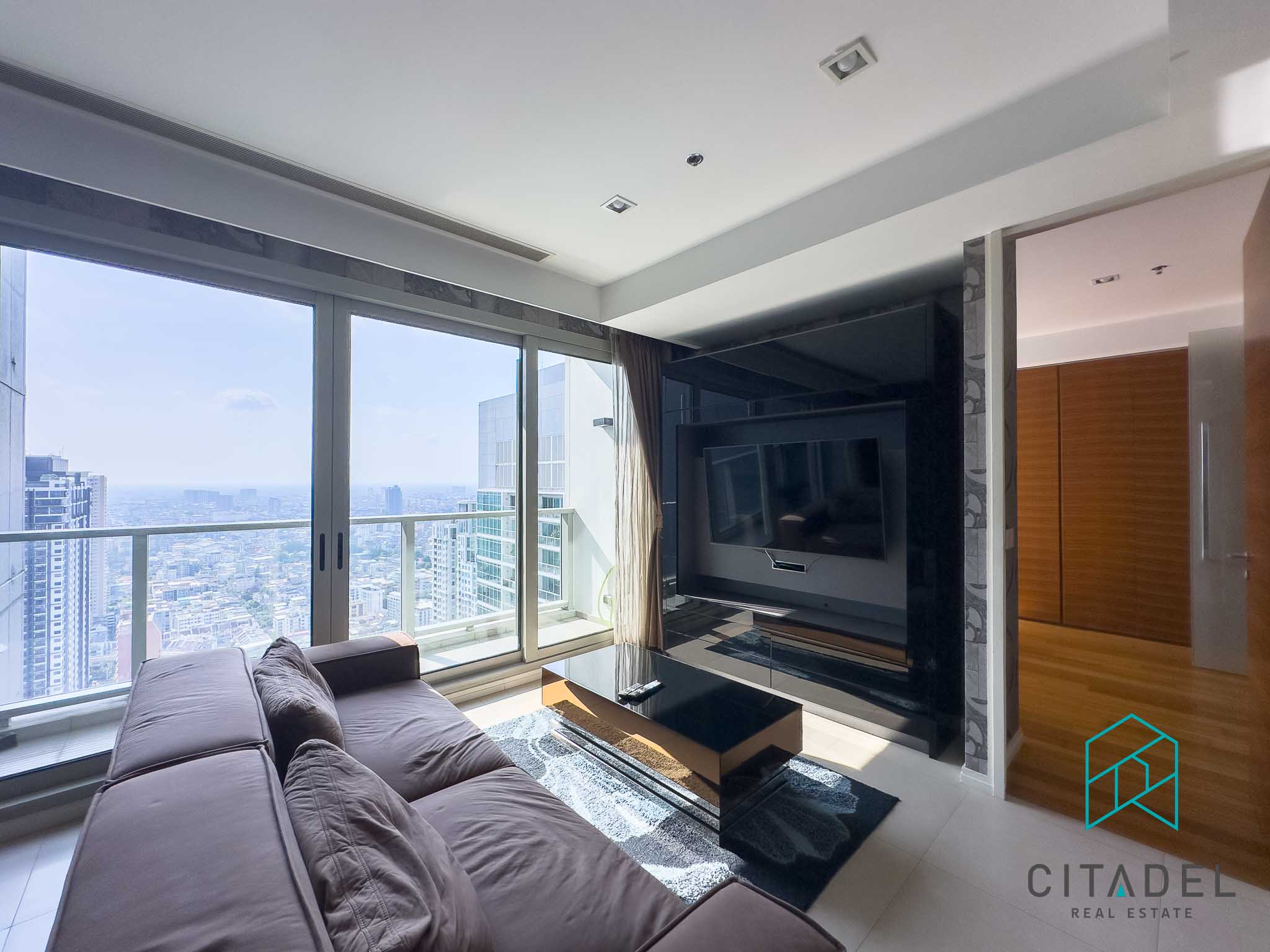 The River Condominium, Bangkok 1