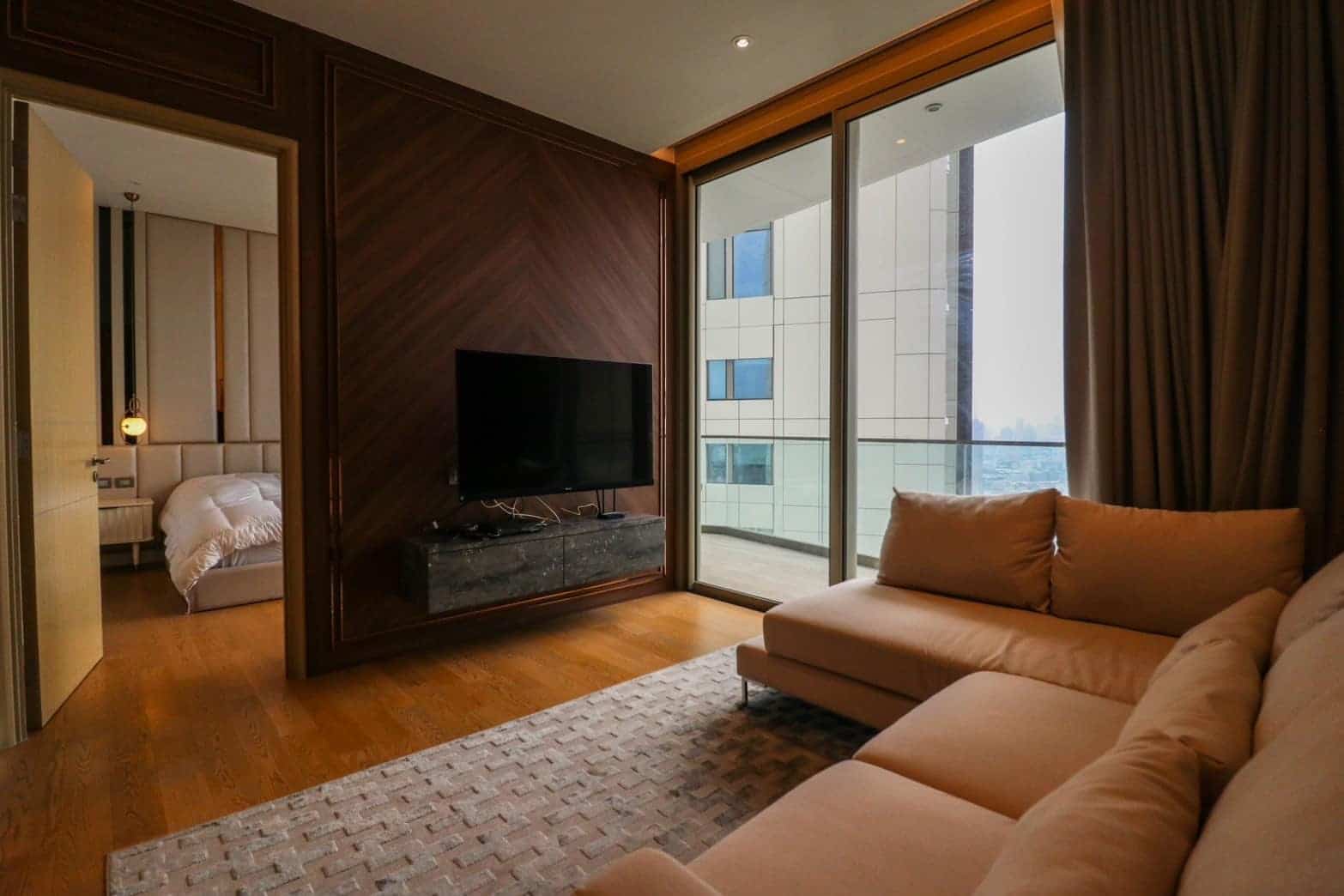Magnolias Waterfront Residences, Bangkok 4