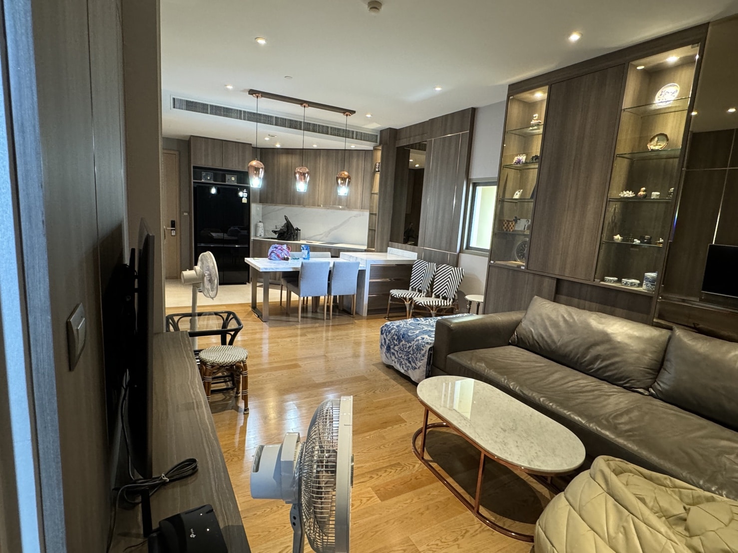 Magnolias Waterfront Residences, Bangkok 1
