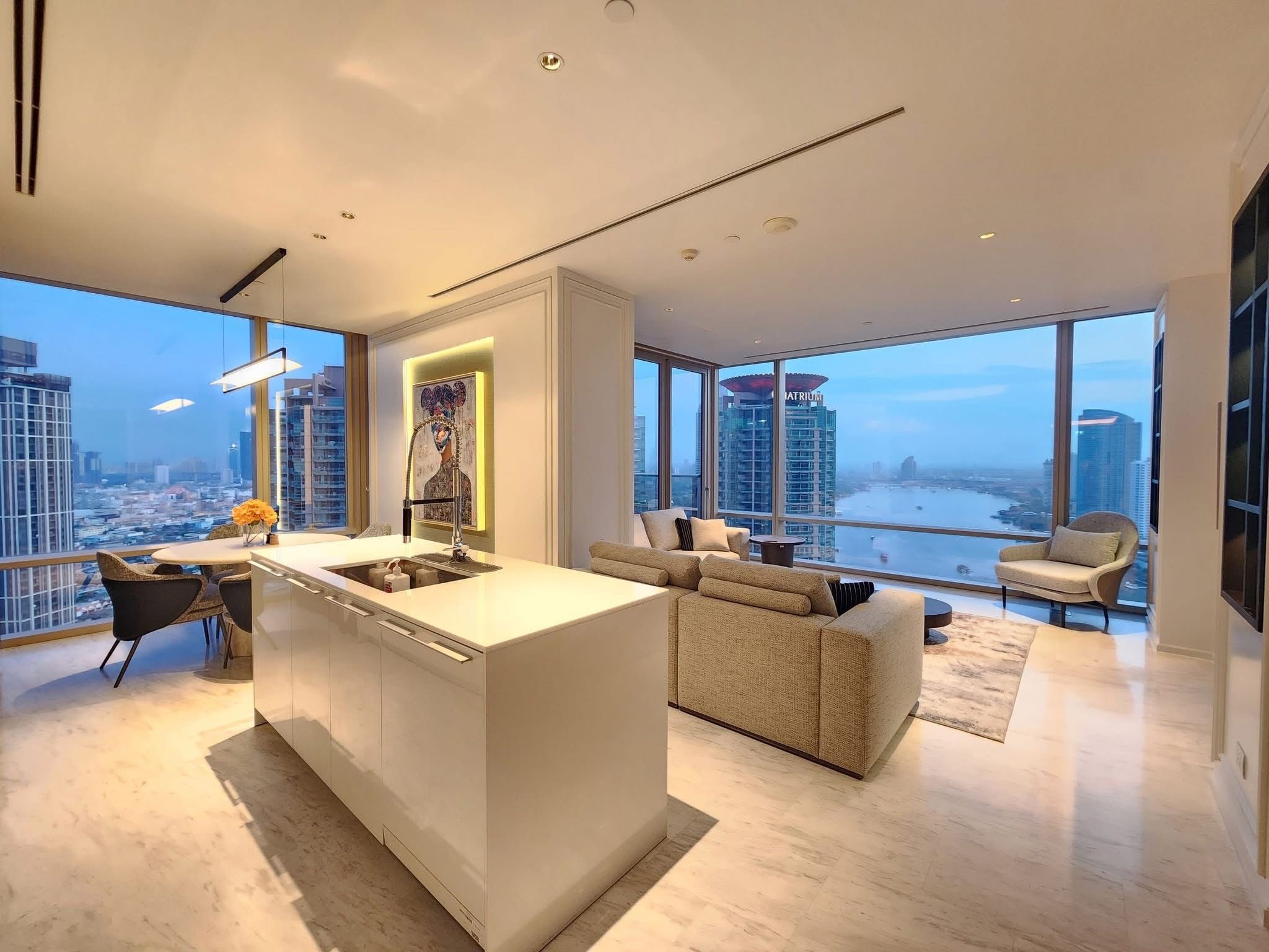 Four Seasons Private Residences, Bangkok 1