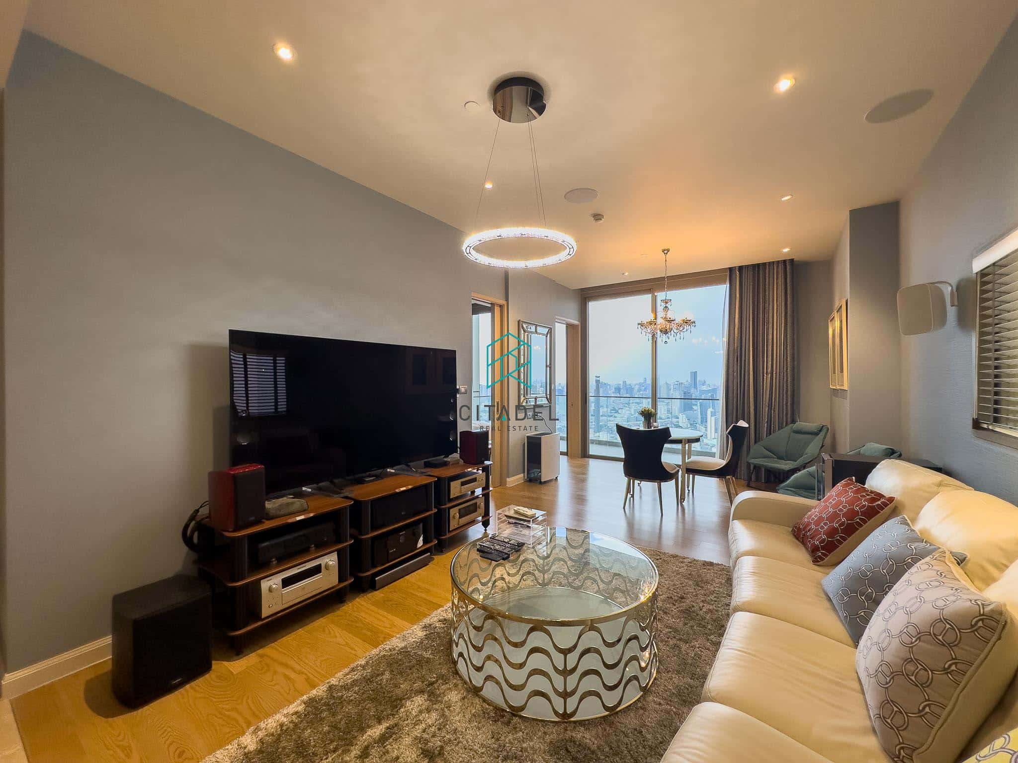 Magnolias Waterfront Residences, Bangkok 2