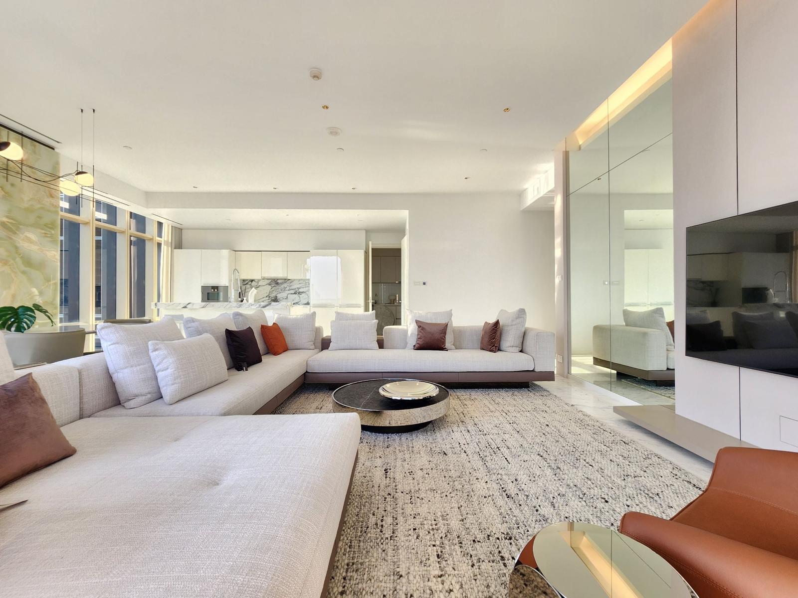 Four Seasons Private Residences, Bangkok 2
