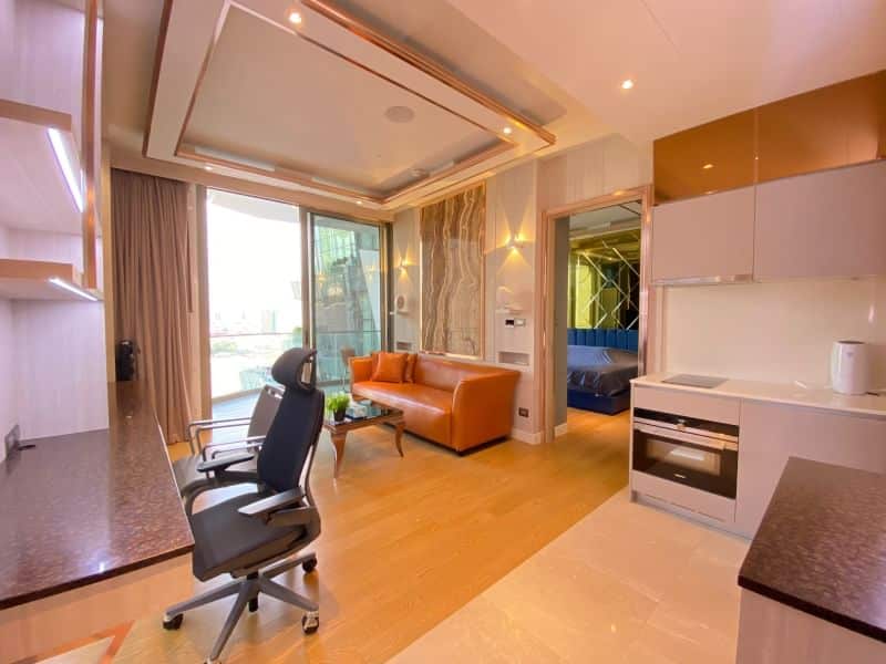 Magnolias Waterfront Residences, Bangkok 2