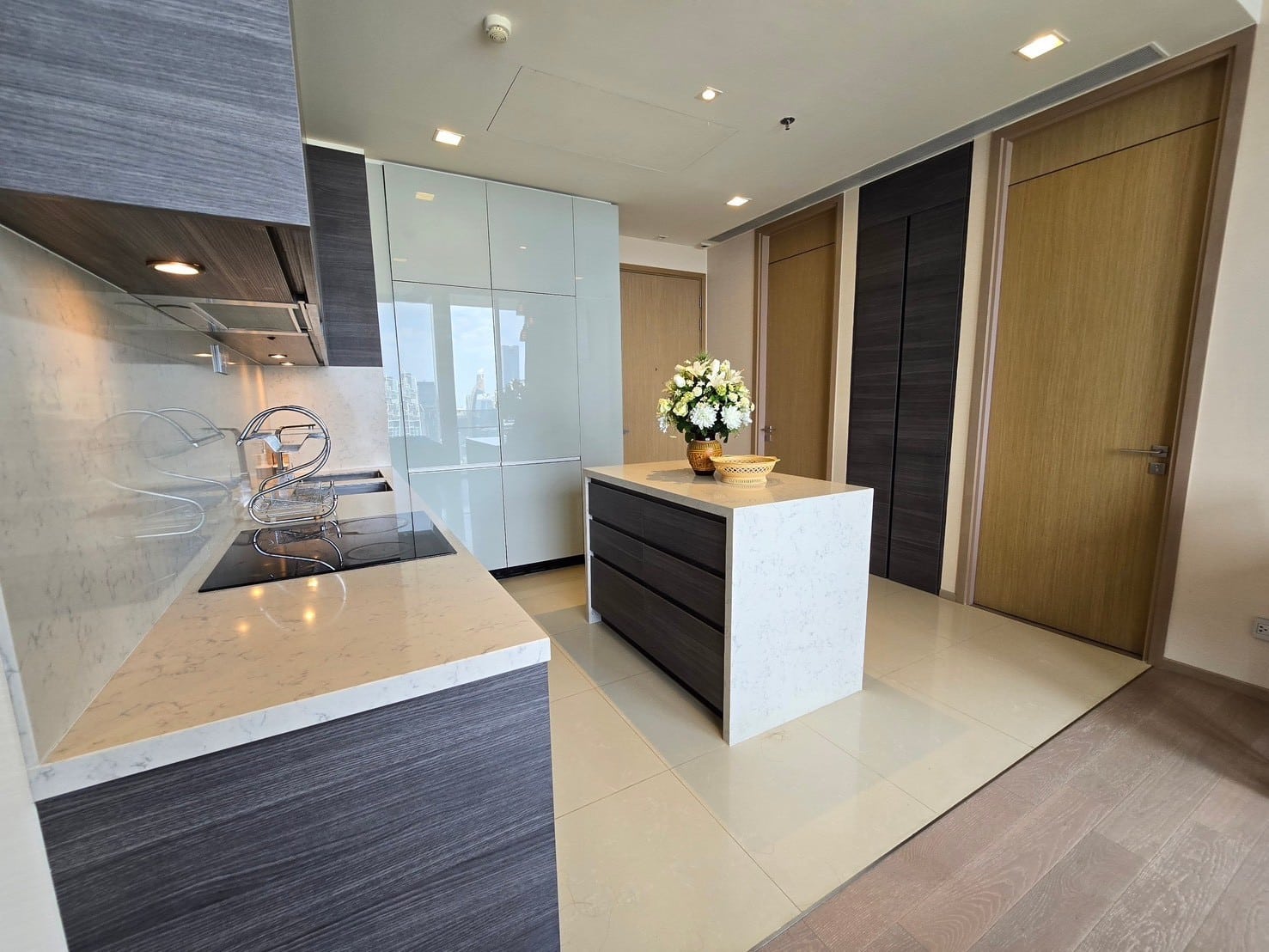 The Esse Asoke, Bangkok 2