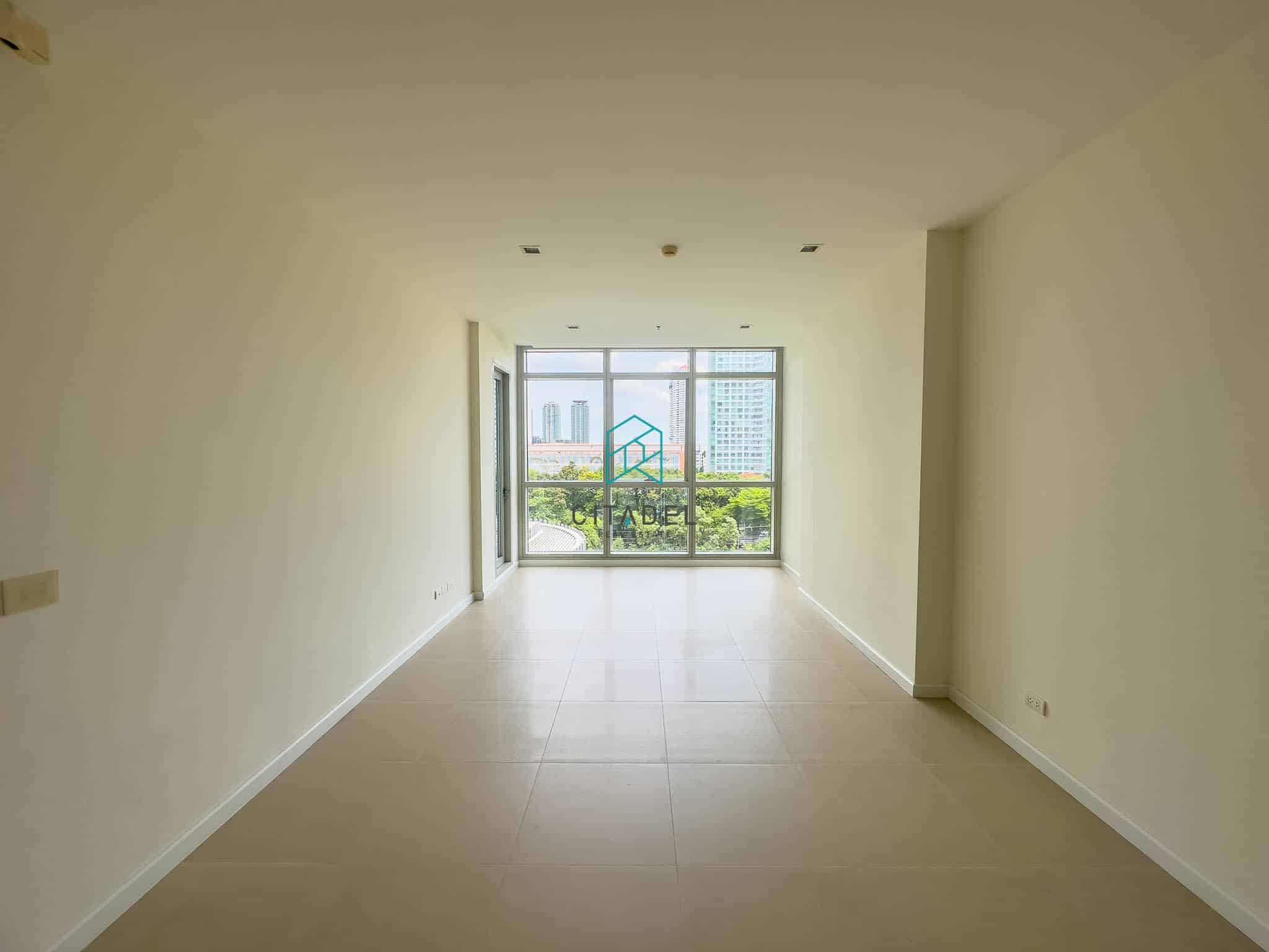 The River Condominium, Bangkok 1