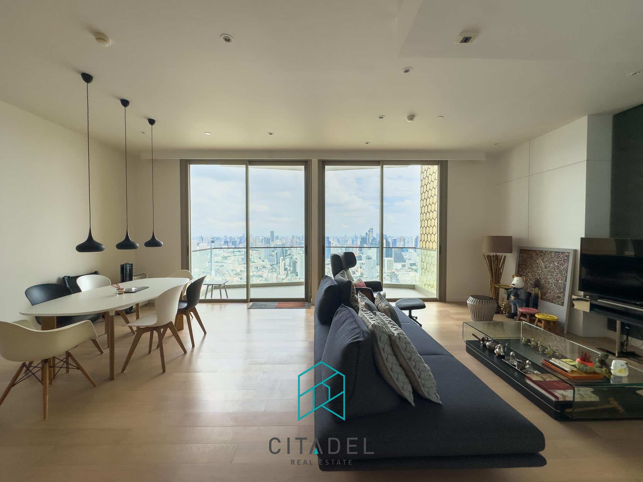 Magnolias Waterfront Residences, Bangkok 2