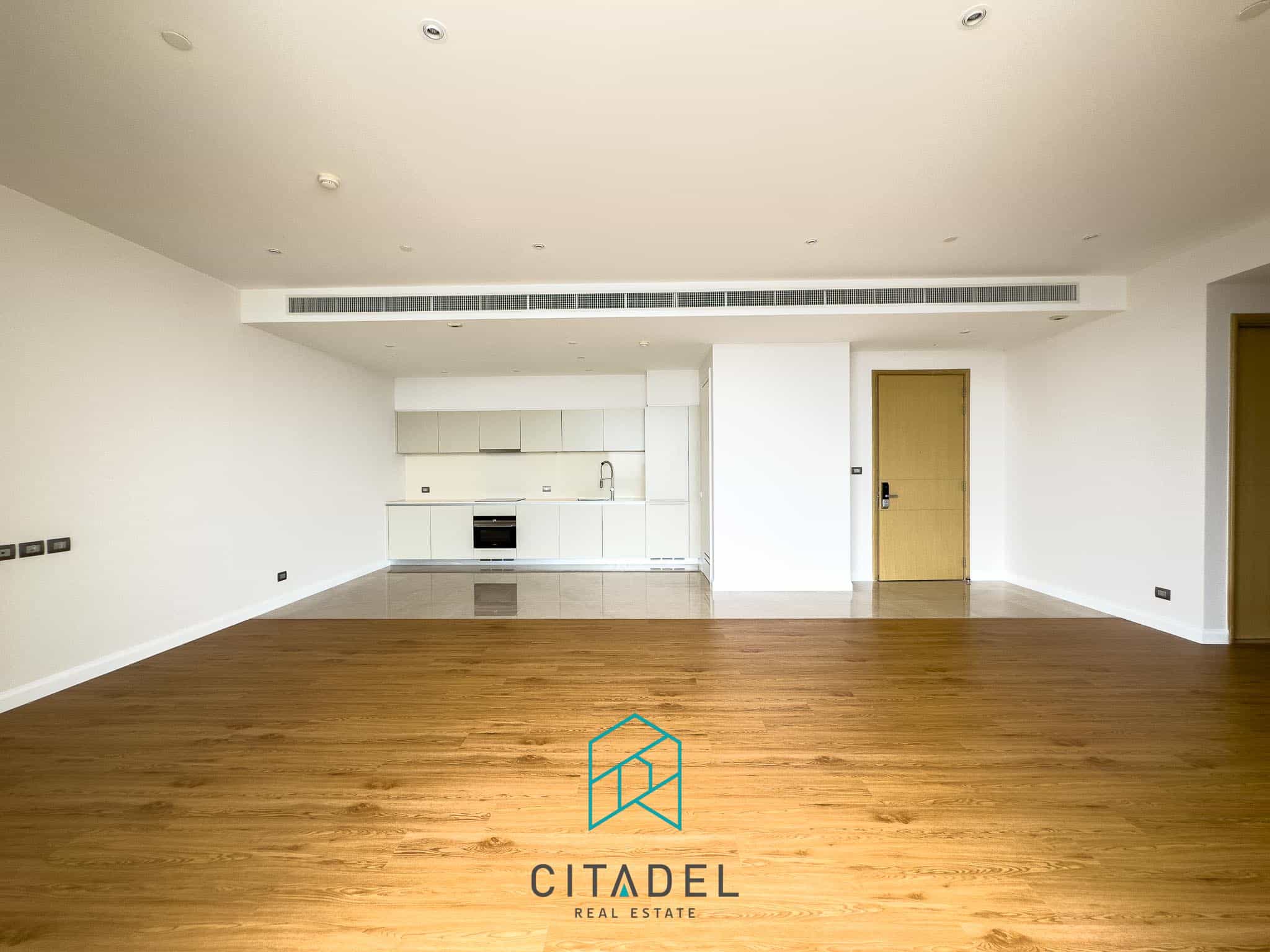 Magnolias Waterfront Residences, Bangkok 4