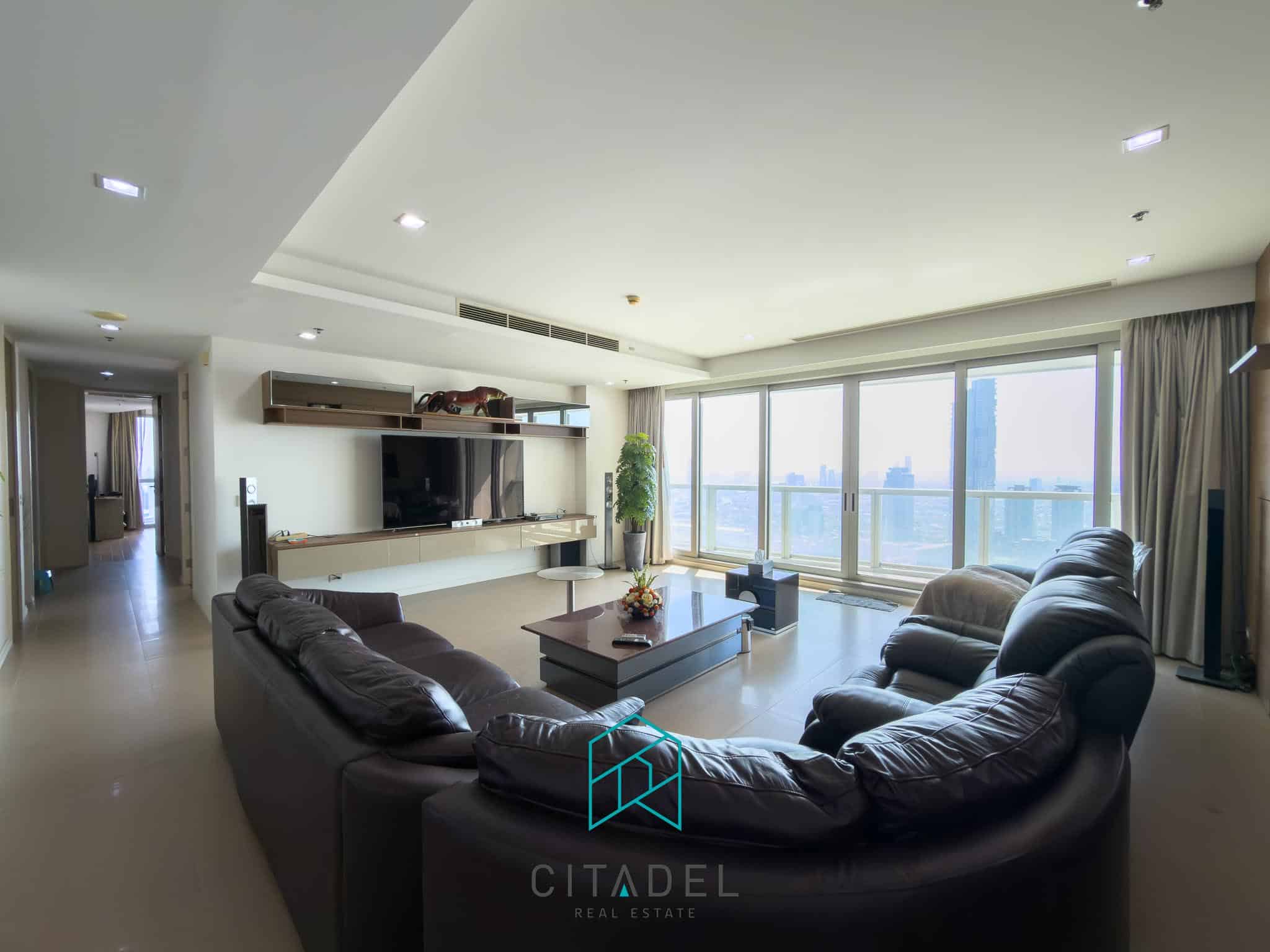 The River Condominium, Bangkok 1