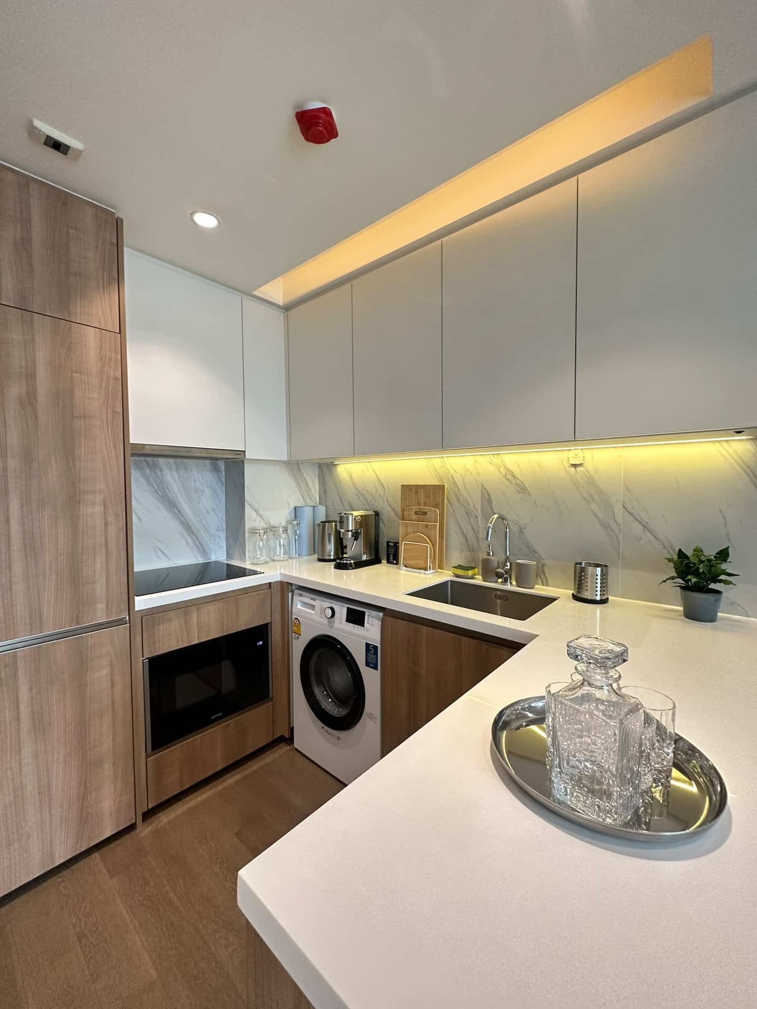 MUNIQ Sukhumvit 23, Bangkok 3