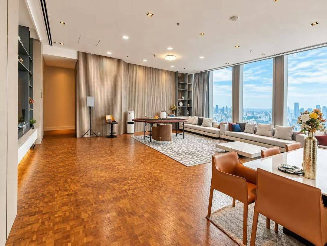The Ritz Carlton Residences, Bangkok 1