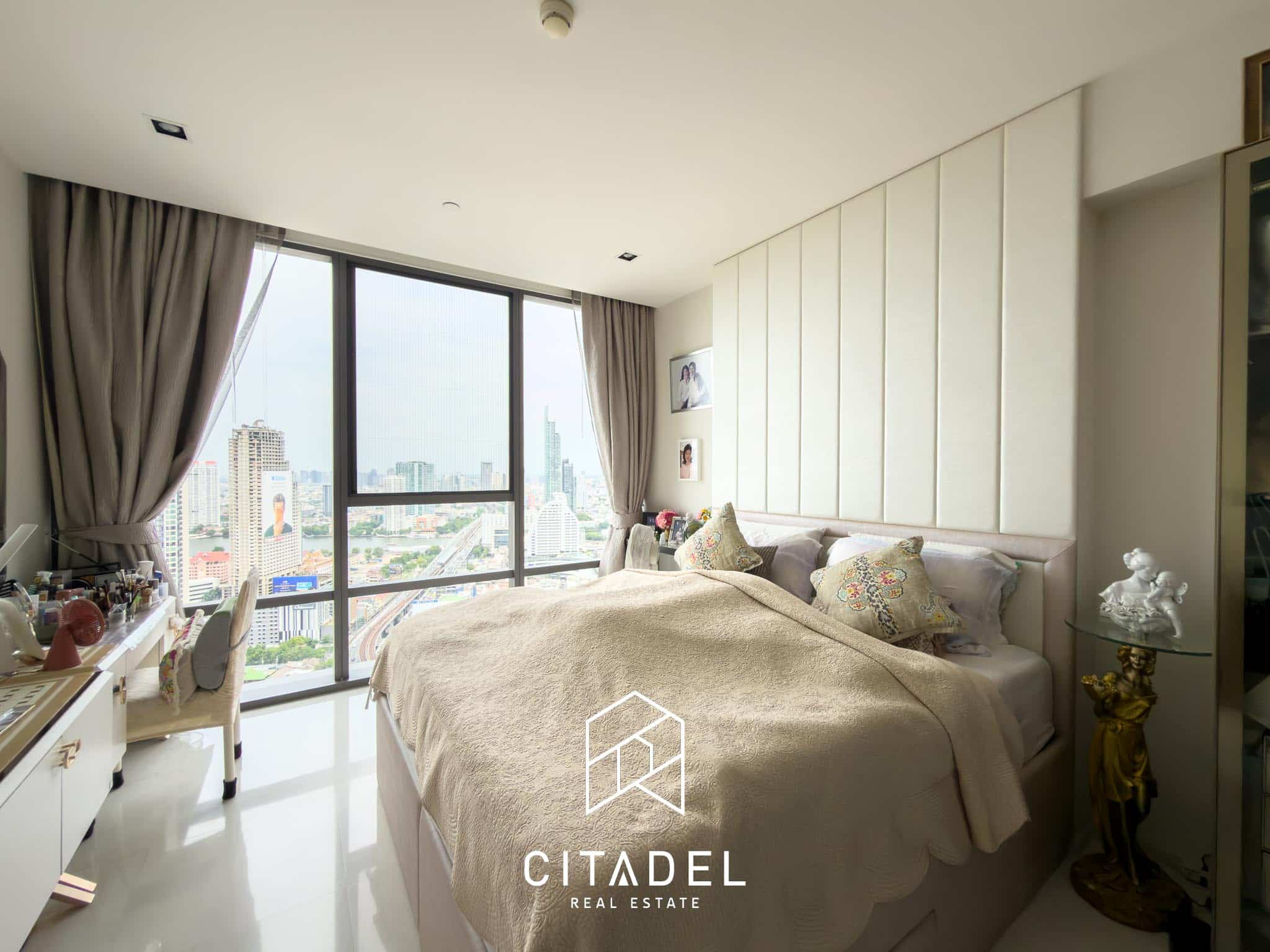 The Bangkok Sathorn 5